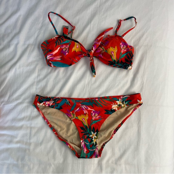 Old Navy Swim Old Navy Hawaiian Bikini Set Poshmark